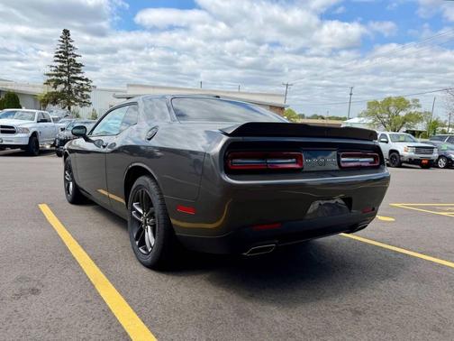 Granite Pearlcoat 2019 Dodge Challenger SXT
