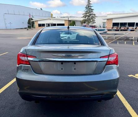 2012 Chrysler 200 Touring