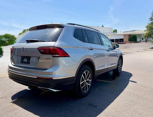 Pyrite Silver Metallic 2020 Volkswagen Tiguan 2.0T SE 4MOTION