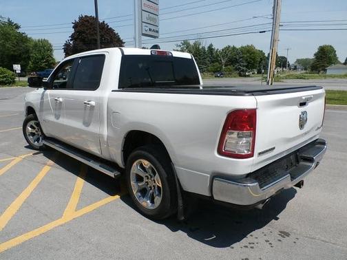 Photo 5 of 20 of 2019 RAM 1500 Big Horn