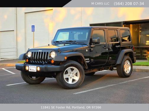 Black Clearcoat 2013 Jeep Wrangler Unlimited Sport