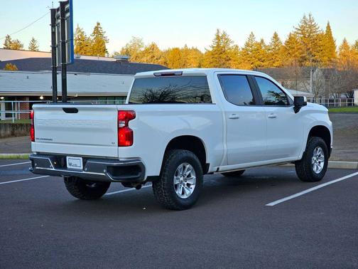 White 2020 Chevrolet Silverado 1500 LT