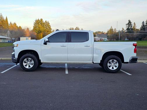 White 2020 Chevrolet Silverado 1500 LT