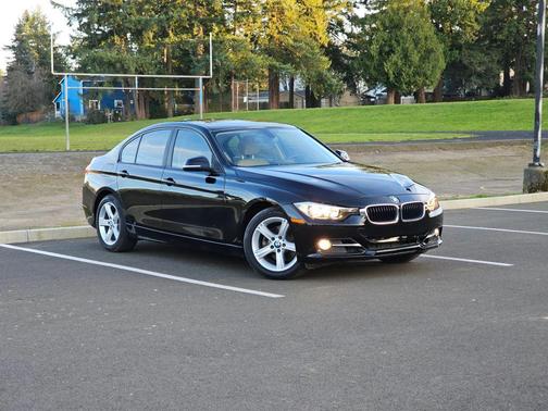 2015 BMW 328 328i Sedan 4D