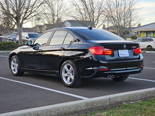 2015 BMW 328 328i Sedan 4D