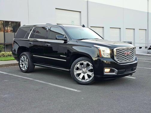 Onyx Black 2017 GMC Yukon Denali