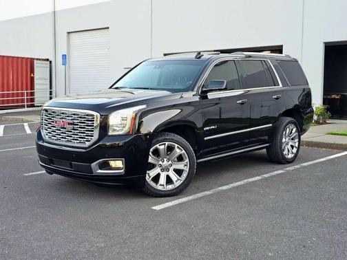 Onyx Black 2017 GMC Yukon Denali