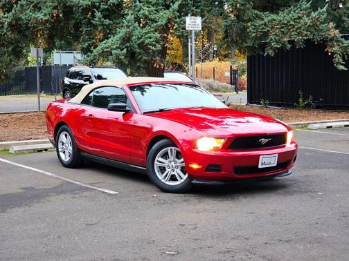 2012 Ford Mustang V6
