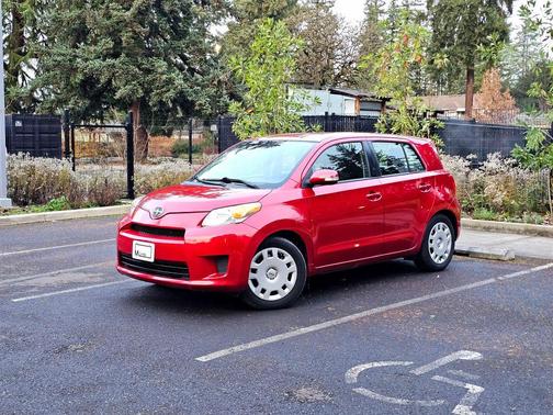 2011 Scion xD Hatchback 4D