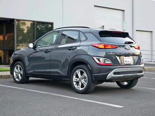 Ecotronic Gray 2023 Hyundai KONA SEL