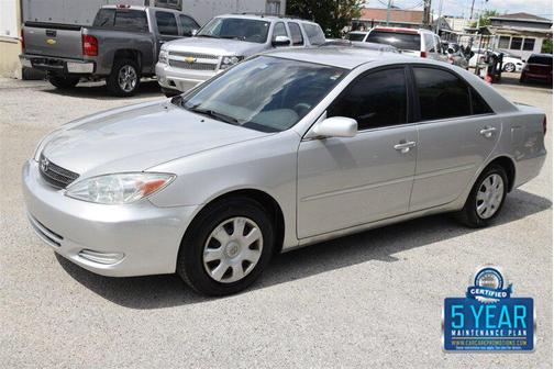 2004 Toyota Camry Standard