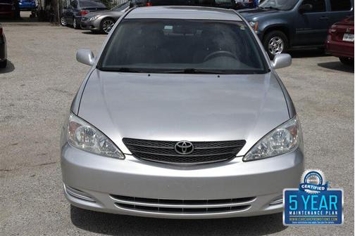 2004 Toyota Camry Standard