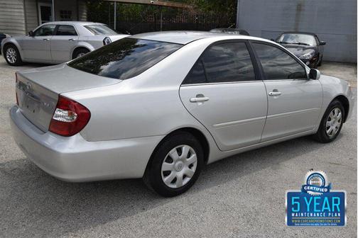 2004 Toyota Camry Standard