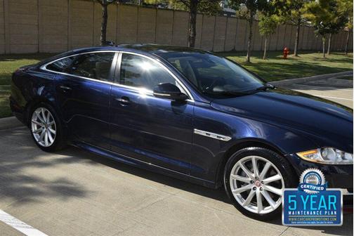 2016 Jaguar XJ XJ R-Sport