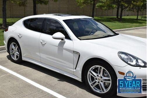 2012 Porsche Panamera 4S