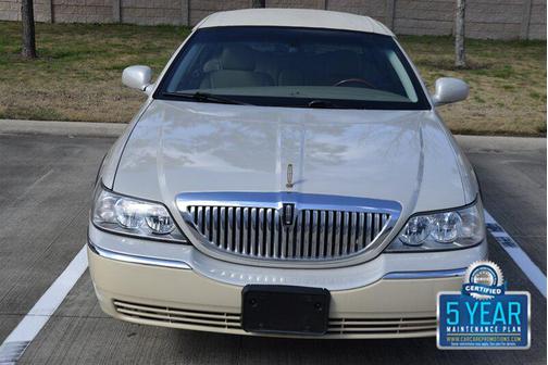 2007 Lincoln Town Car Signature