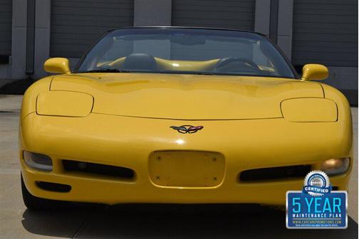 2004 Chevrolet Corvette Base