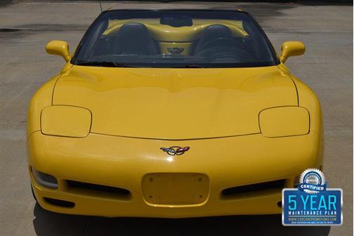 2004 Chevrolet Corvette Base