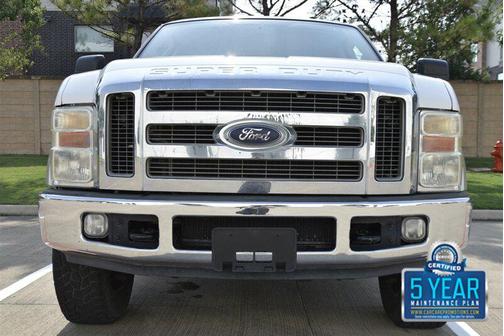 Oxford White Clearcoat/Pueblo Gold Clearcoat Metallic 2008 Ford F-250 Super Duty