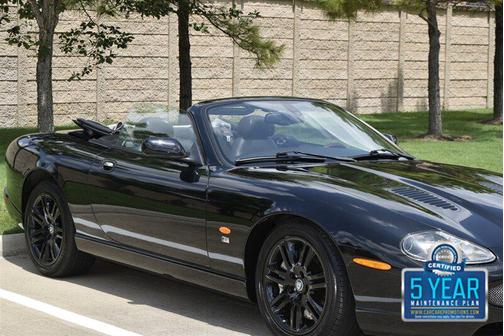 2005 Jaguar XKR Base