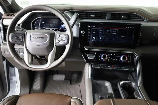 2025 GMC Sierra 3500 Denali