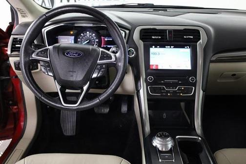 2017 Ford Fusion Hybrid SE
