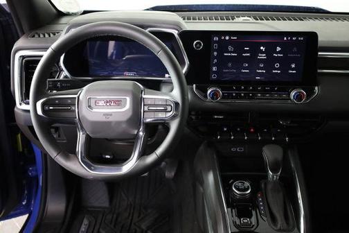 Rapids Metallic 2026 GMC Canyon Elevation