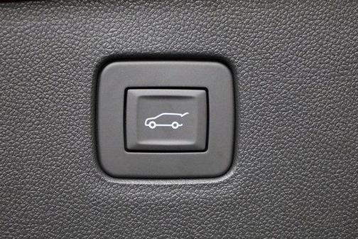 Brilliant Red 2026 Buick Envista Avenir FWD