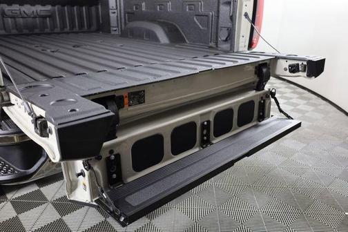 Coastal Dune 2026 GMC Sierra 2500 SLE