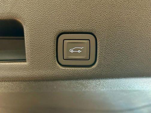 2026 GMC Acadia AT4 AWD