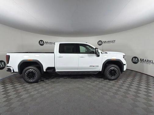 Summit White 2026 GMC Sierra 3500 AT4