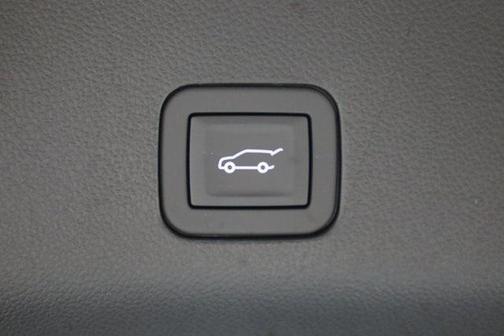 2026 GMC Yukon 4WD AT4