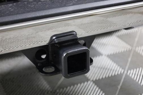 Summit White 2026 GMC Sierra 1500 SLT