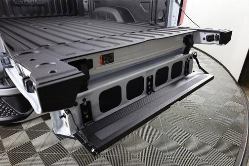 Glacier White Tricoat 2026 GMC Sierra 2500 Denali