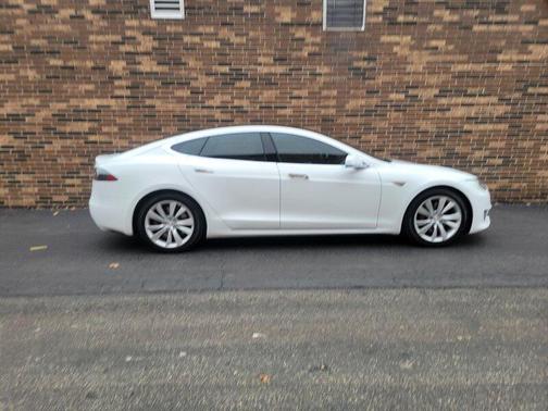 2016 Tesla Model S 75