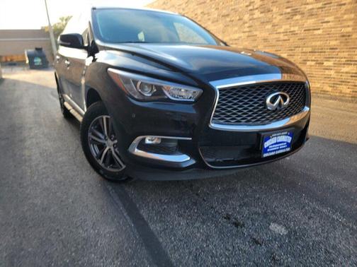 2017 INFINITI QX60 Base