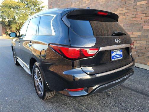 2017 INFINITI QX60 Base