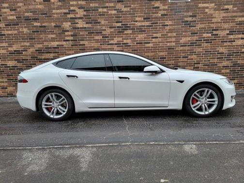 2017 Tesla Model S Performance