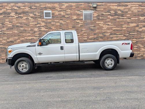 Oxford White 2014 Ford F-250 XL