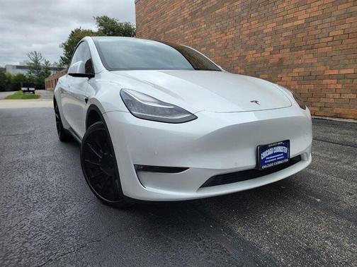 2022 Tesla Model Y Long Range Dual Motor All-Wheel Drive