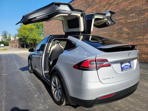 2017 Tesla Model X 75D