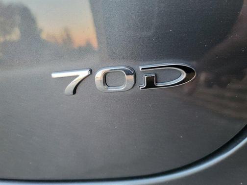 2015 Tesla Model S 70D
