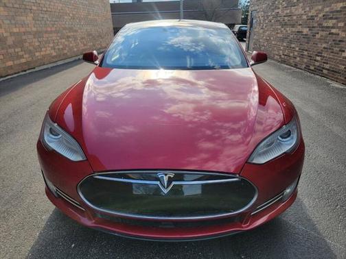2014 Tesla Model S 85