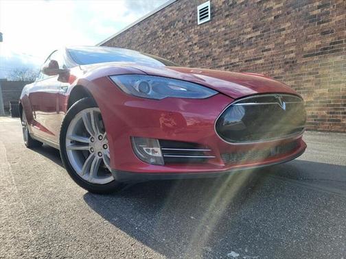 2014 Tesla Model S 85