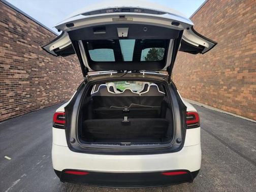 2018 Tesla Model X 75D