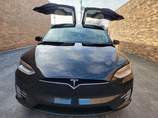 2017 Tesla Model X 75D