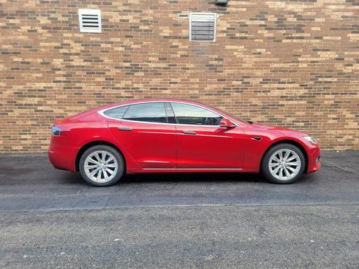 2017 Tesla Model S 90D