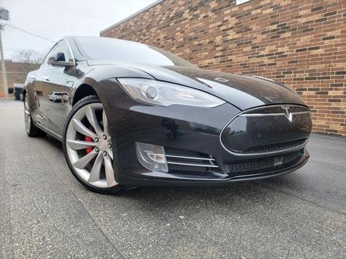2015 Tesla Model S Performance