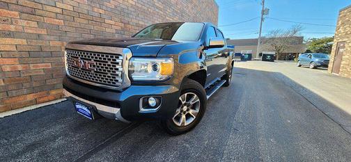 Dark Slate Metallic 2018 GMC Canyon Denali
