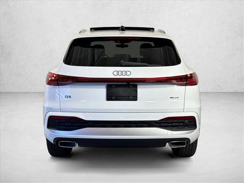 White 2026 Audi Q5
